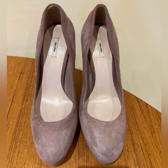 Miu miu pumps stacked heals 39.5 8.5 suede mauve stitch detail Leather soles - Picture 2 of 7
